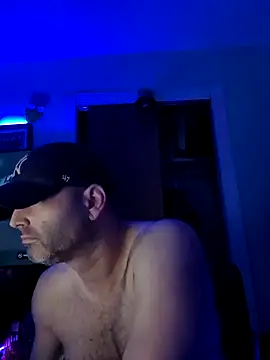 Novabear6996 online show from 11/12/25, 09:21