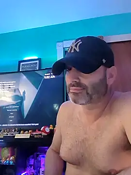 Snapshot of Novabear6996 chatting on 04/23/26, 01:02 Novabear6996 online show from 04/23/26, 01:02