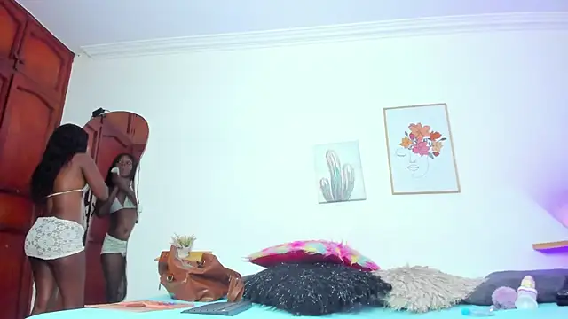 naomy 68 online show from 03/10/25, 08:01