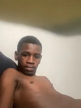 Flamingomu online show from 04/28/26, 07:57