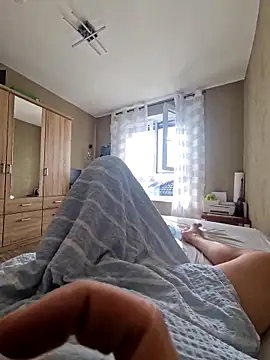 Snapshot of DerechteJunge chatting on 03/08/25, 12:20 DerechteJunge online show from 03/08/25, 12:20