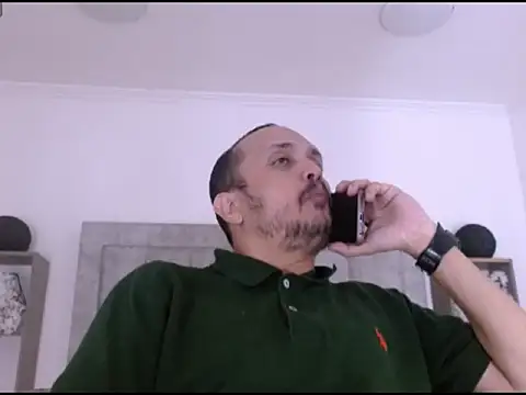 Snapshot of JhonTorres018 chatting on 02/02/26, 08:40 JhonTorres018 online show from 02/02/26, 08:40