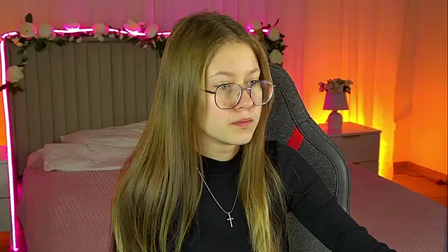 EveMundie online show from 11/03/25, 06:14