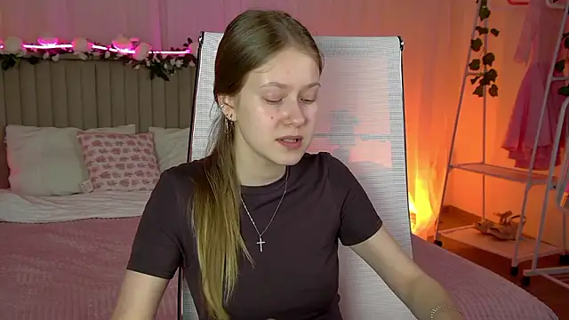 EveMundie online show from 03/17/26, 11:24