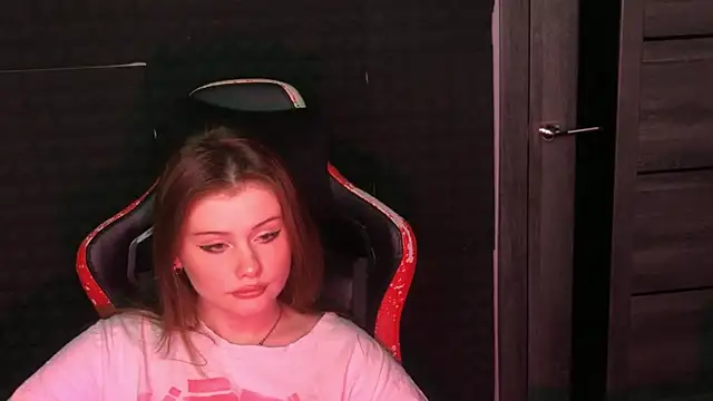 baby Milaaaaaaa online show from 02/22/25, 10:09