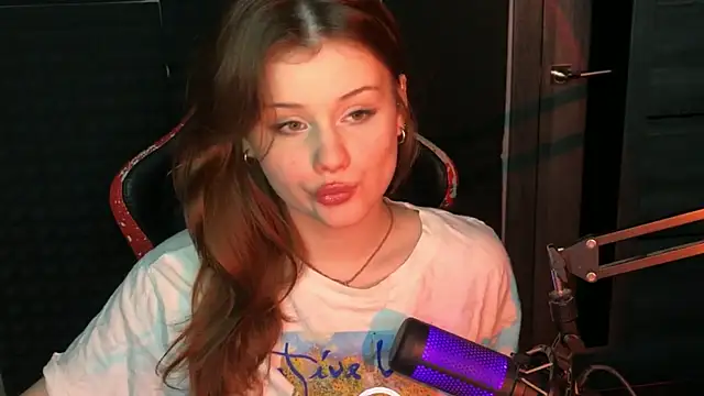 baby Milaaaaaaa online show from 03/03/25, 04:56