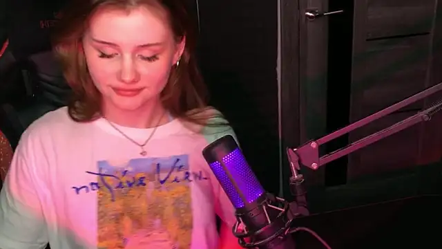 baby Milaaaaaaa online show from 03/06/25, 01:05