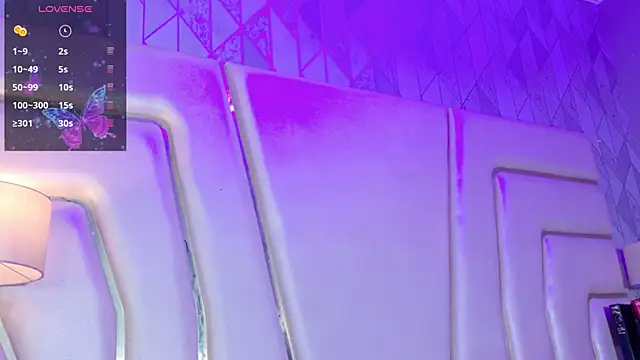 AnahisBennett online show from 04/28/26, 04:50