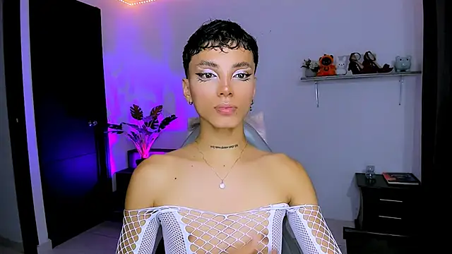 nilam valker online show from 10/28/25, 10:23