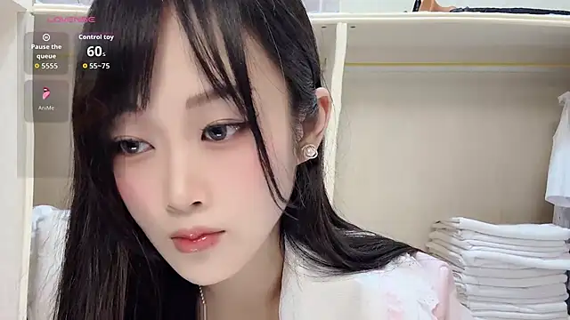 Snapshot of yueyue2003 chatting on 06/26/26, 12:09 yueyue2003 online show from 06/26/26, 12:09