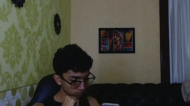 Snapshot of Martin_Linares chatting on 03/14/25, 01:35 Martin Linares online show from 03/14/25, 01:35