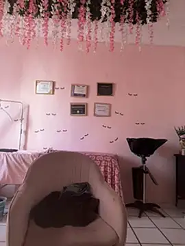 ed-hardy87 online show from 02/17/25, 09:41