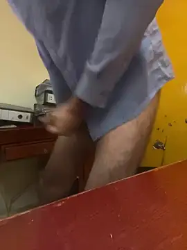 ed-hardy87 online show from 03/10/25, 01:43