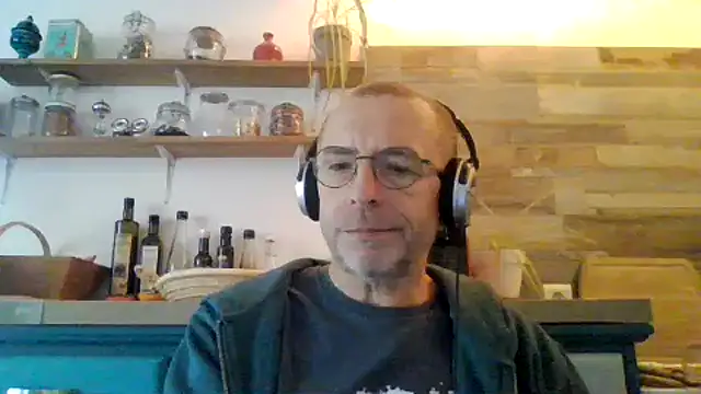 Xavspank2 online show from 10/08/25, 09:51