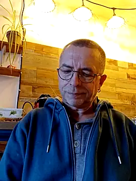 Xavspank2 online show from 11/13/25, 09:41