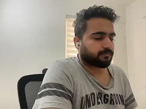 Snapshot of indian_thonger chatting on 07/22/26, 07:00 indian thonger online show from 07/22/26, 07:00