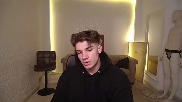 MaxKaiden online show from 03/01/25, 05:09