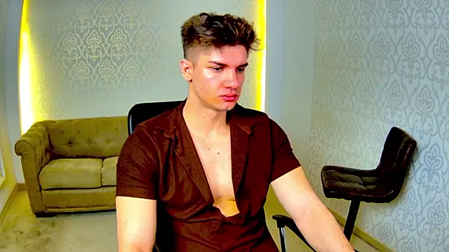 MaxKaiden online show from 02/25/26, 05:39