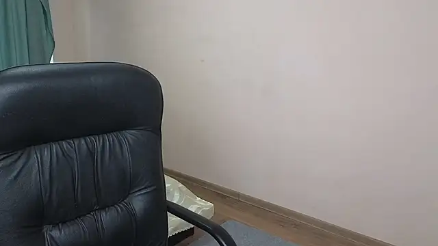 Sandra Snowflake online show from 03/14/25, 01:24