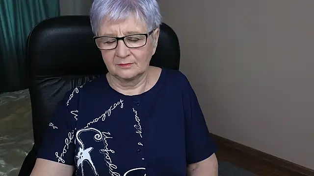 Sandra Snowflake online show from 03/21/25, 04:28