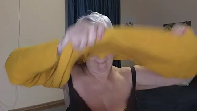 Sandra Snowflake online show from 11/07/25, 04:01