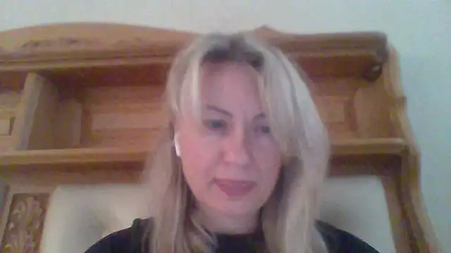Snapshot of Mary888x chatting on 02/17/25, 02:37 Mary888x online show from 02/17/25, 02:37