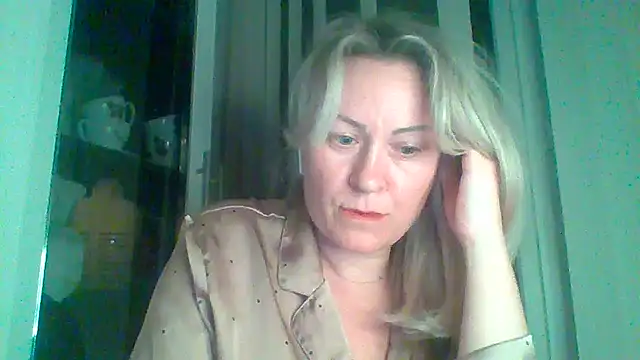 Snapshot of Mary888x chatting on 02/22/25, 08:53 Mary888x online show from 02/22/25, 08:53