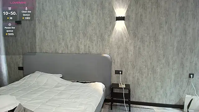 Snapshot of minamoons chatting on 02/25/25, 07:20 minamoons online show from 02/25/25, 07:20