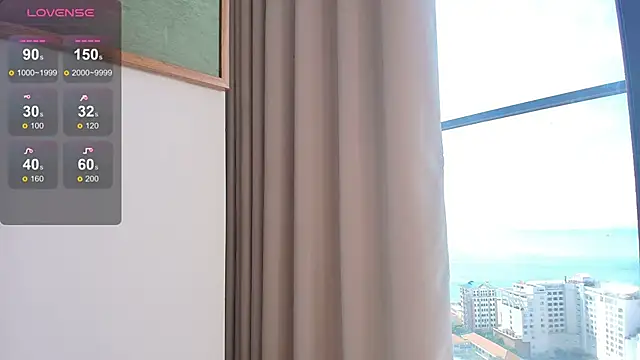 Snapshot of minamoons chatting on 10/03/25, 02:08 minamoons online show from 10/03/25, 02:08