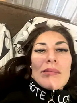 Veronicavirus online show from 10/22/25, 07:41