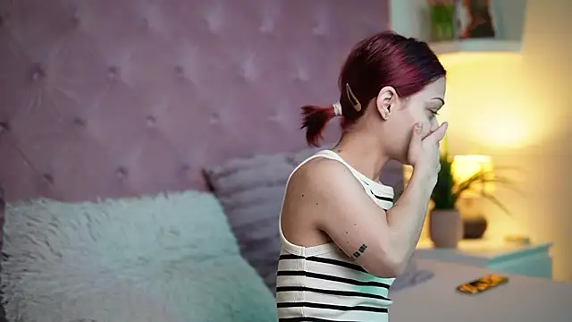 MaiaMini online show from 03/29/26, 08:42