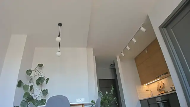 mey baee online show from 04/15/26, 07:15