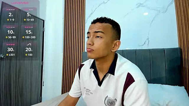 Rafa2004Cruz online show from 09/19/25, 11:55