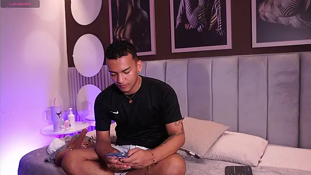 Rafa2004Cruz online show from 03/31/26, 12:49