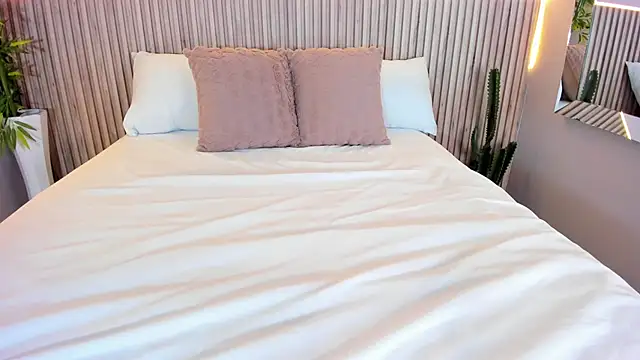 GeorginaReyes online show from 09/13/25, 10:53