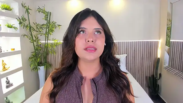 GeorginaReyes online show from 05/25/26, 10:16