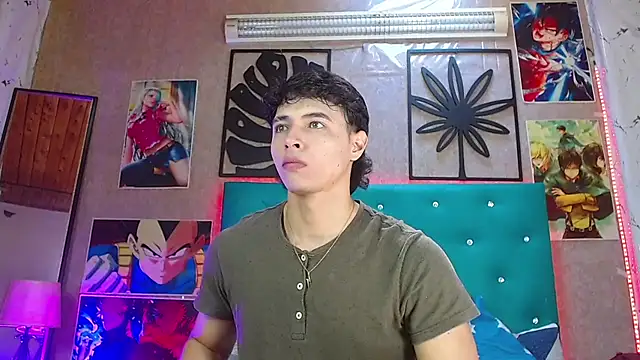 LiamAndrewzz online show from 12/01/25, 04:56