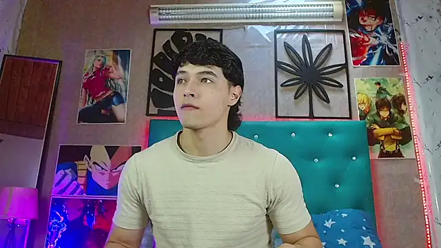 LiamAndrewzz online show from 12/04/25, 07:22