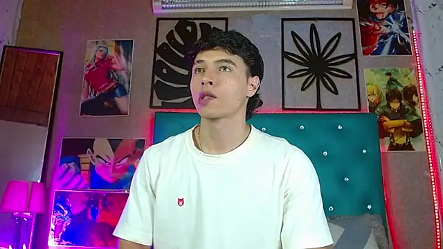 LiamAndrewzz online show from 04/26/26, 09:18