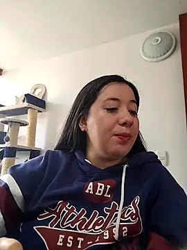 Snapshot of sweetie__annieee chatting on 09/11/25, 05:24 sweetie  annieee online show from 09/11/25, 05:24