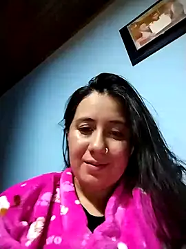 Snapshot of sweetie__annieee chatting on 10/12/25, 04:44 sweetie  annieee online show from 10/12/25, 04:44