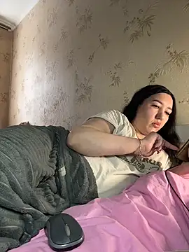 Naughtbaby 2025 online show from 02/15/26, 07:51