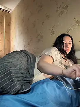 Naughtbaby 2025 online show from 06/08/26, 01:33