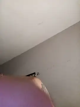 LeonRoots online show from 10/17/25, 06:27