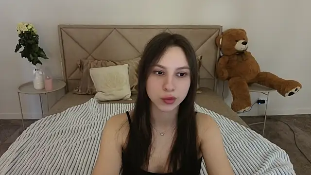 PaigePrado online show from 03/17/26, 11:57