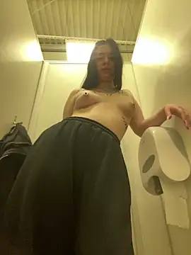 AlishaPrettyBlade online show from 02/23/25, 06:17