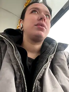 AlishaPrettyBlade online show from 12/22/25, 05:48