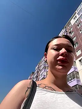 AlishaPrettyBlade online show from 06/03/26, 03:20