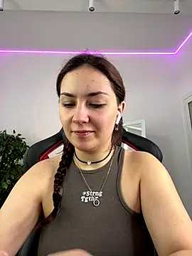 AshleySkott  online show from 10/06/25, 08:23