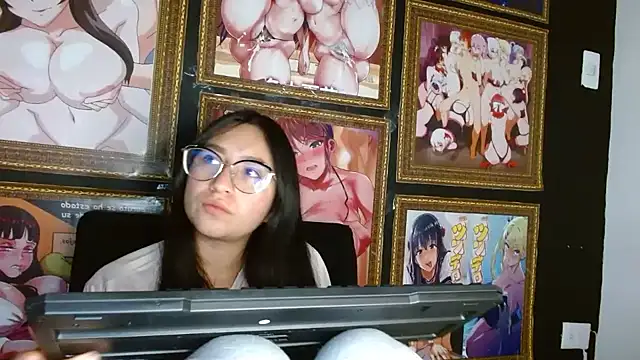 Arielle lov online show from 03/12/25, 05:49